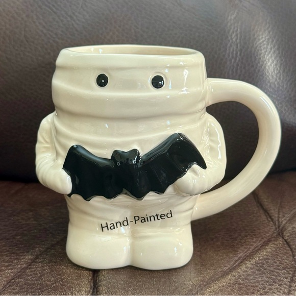 Mummy Holding Bat Hand Painted Ceramic Halloween Mug - Picture 1 of 11